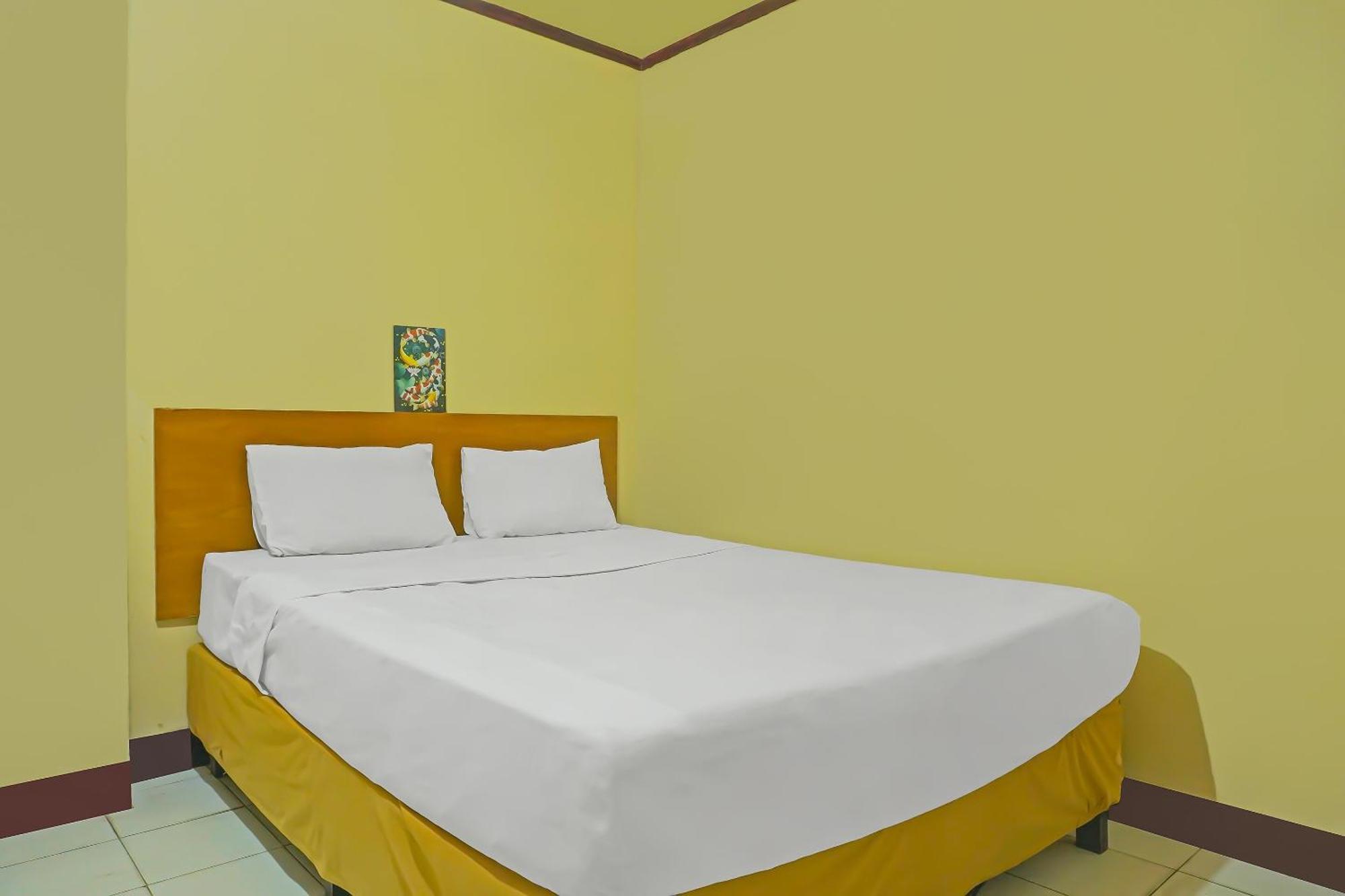 Spot On 92466 Adam Kost Syariahnearwisata Jembatan Barito Otel Banjarmasin  Dış mekan fotoğraf