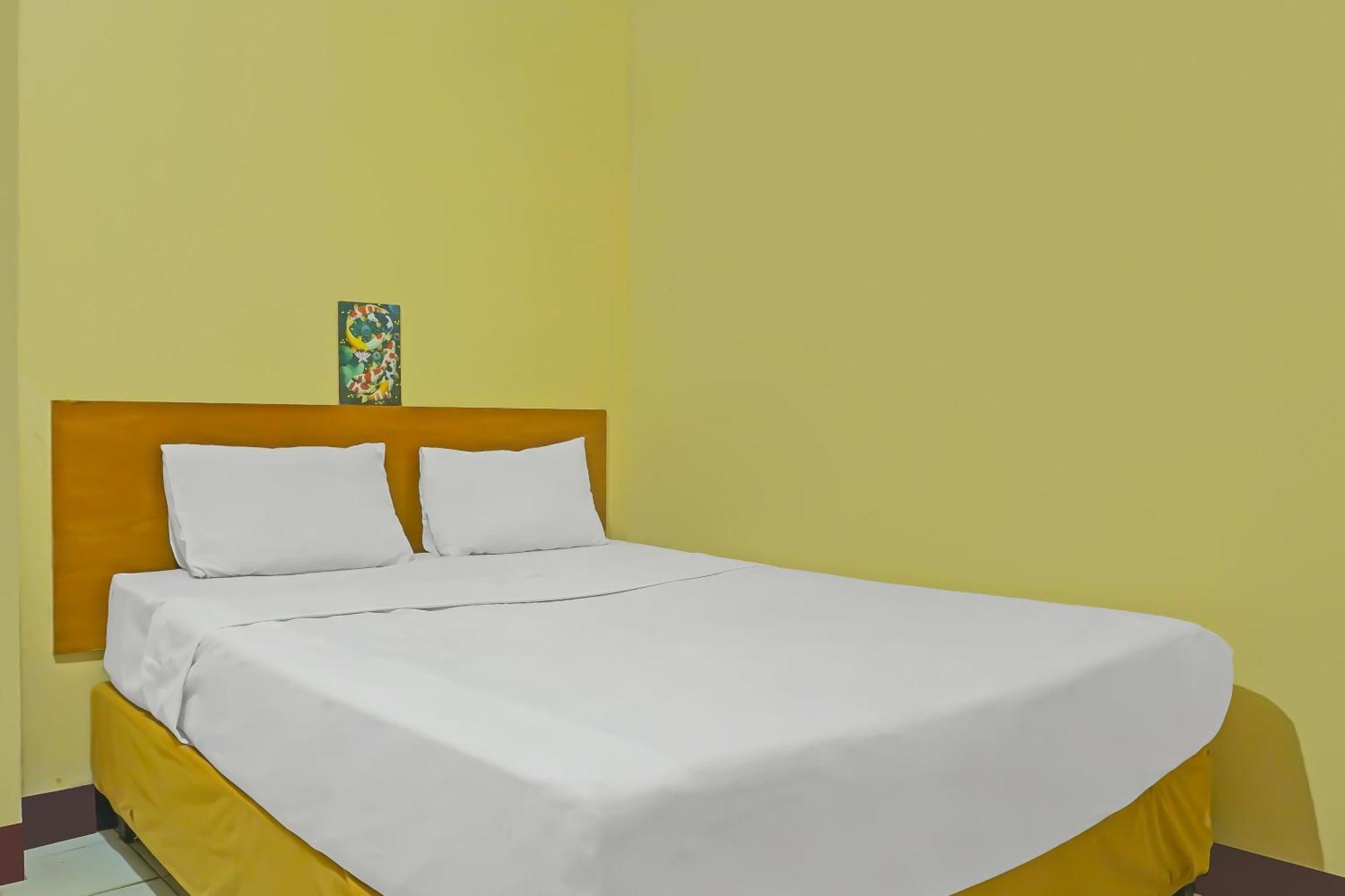 Spot On 92466 Adam Kost Syariahnearwisata Jembatan Barito Otel Banjarmasin  Dış mekan fotoğraf