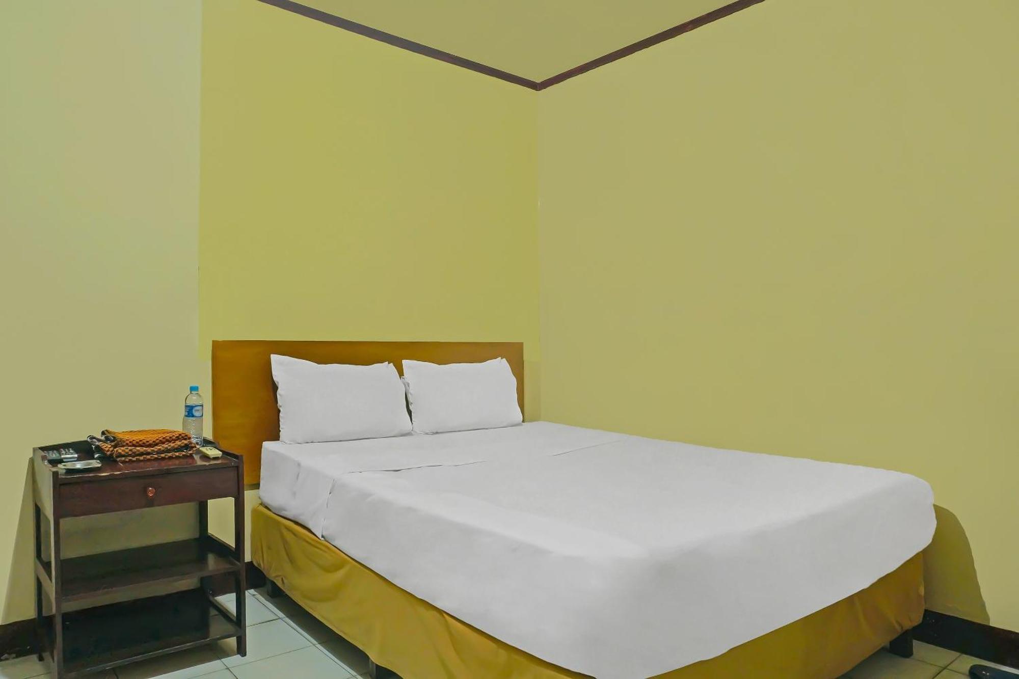 Spot On 92466 Adam Kost Syariahnearwisata Jembatan Barito Otel Banjarmasin  Dış mekan fotoğraf