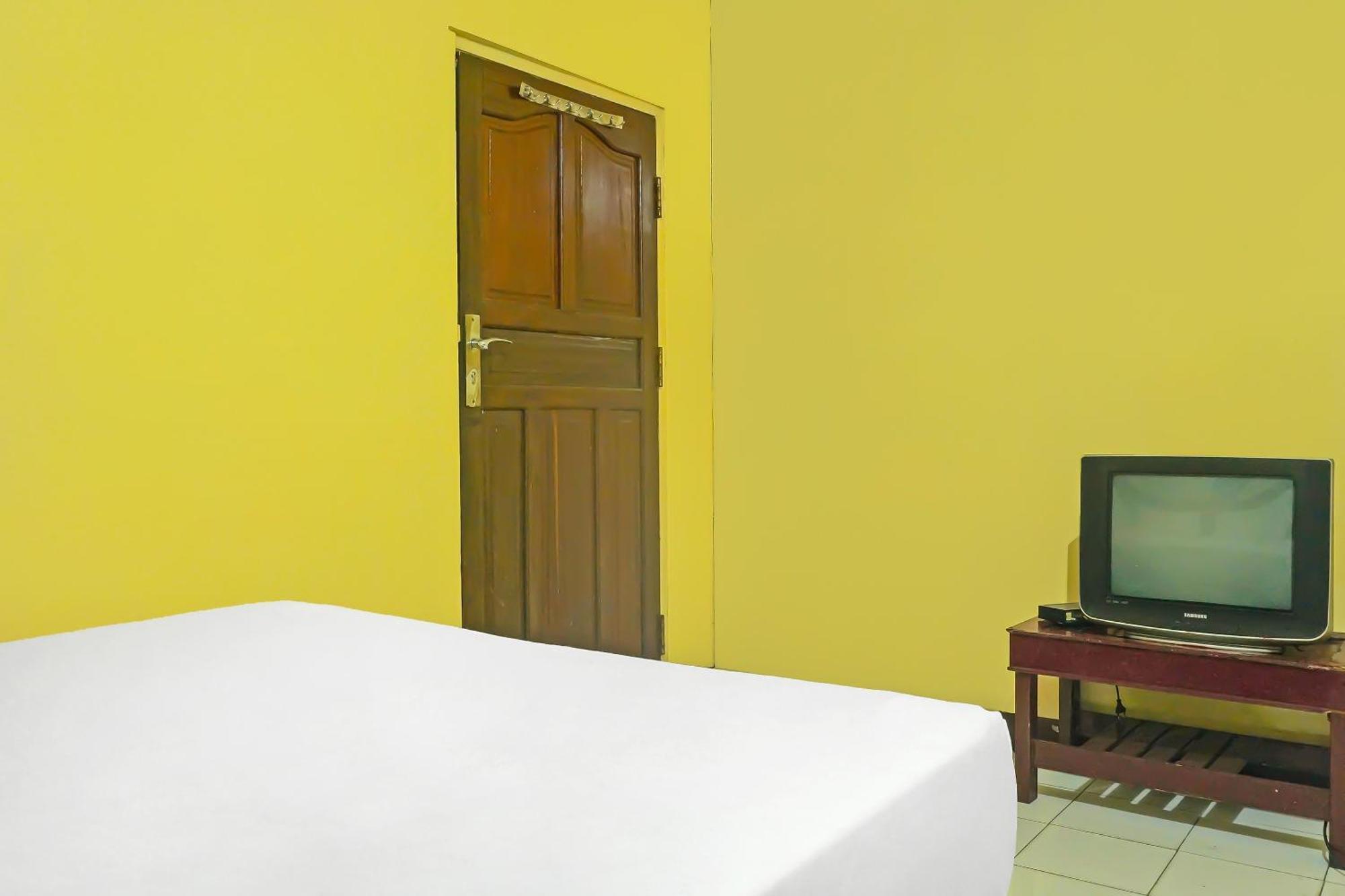 Spot On 92466 Adam Kost Syariahnearwisata Jembatan Barito Otel Banjarmasin  Dış mekan fotoğraf