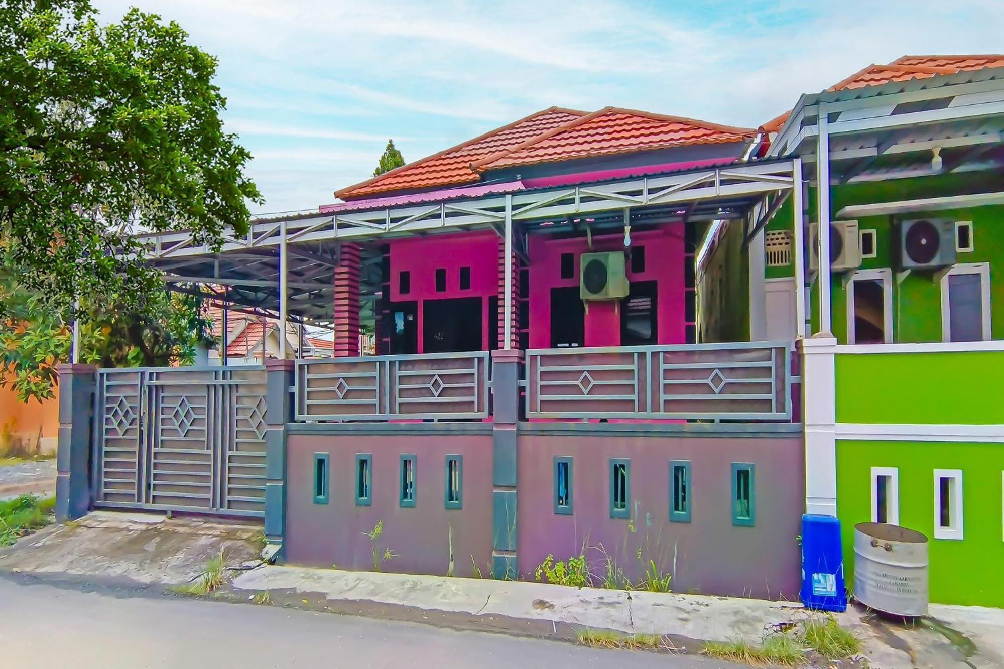 Spot On 92466 Adam Kost Syariahnearwisata Jembatan Barito Otel Banjarmasin  Dış mekan fotoğraf